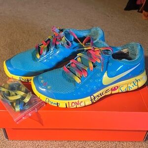 WMNS Nike Free Run+ 2 DB - size 8.5 - colorful (with green, blue, yellow) laces